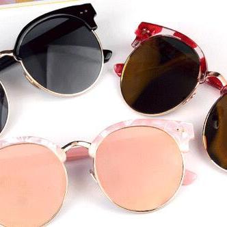Tide Brand Fashion Sunglasses Half Frame..